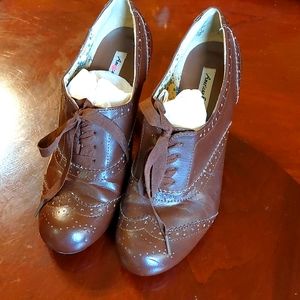Brown Lace Up Dress Shoes American Eagle 4" Block Heels Womens Size 9.5M